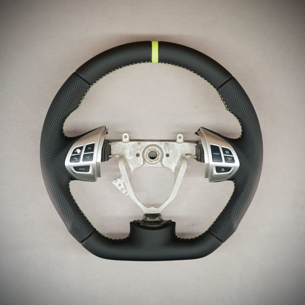 Mitsubishi Lancer Custom steering wheel