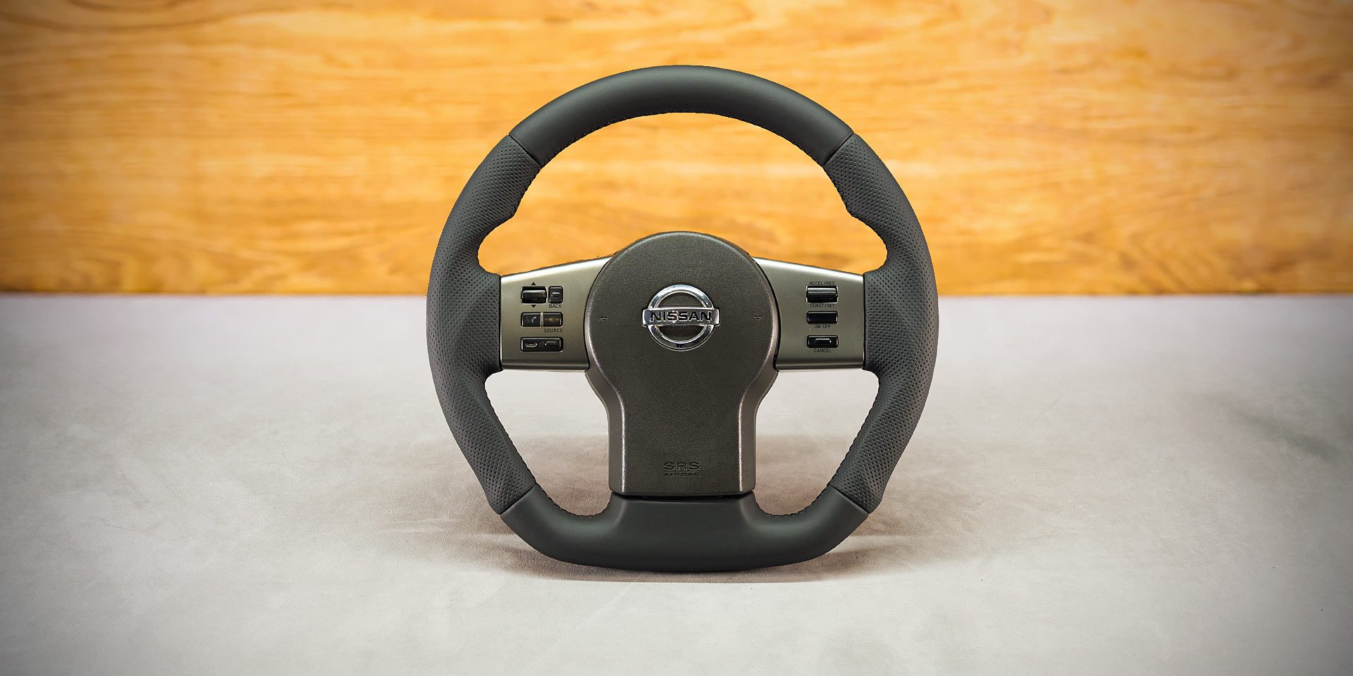 Nissan Navara Custom steering wheel Nissan Navara Custom steering wheel
