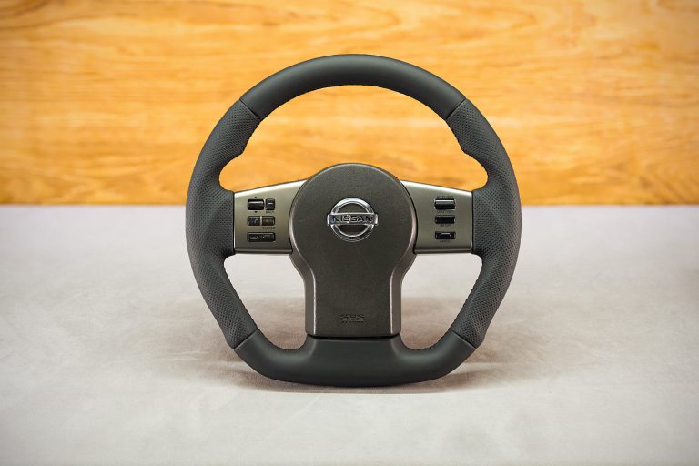 Nissan Navara Custom steering wheel
