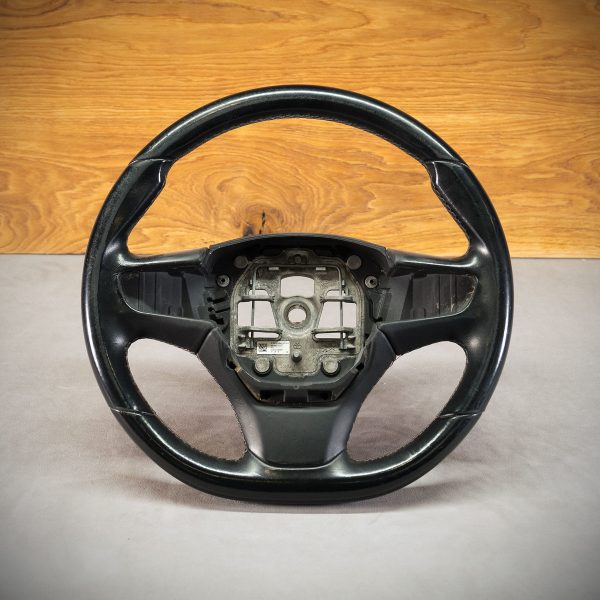 Opel Vivaro steering wheel before upholstery Opel Vivaro steering wheel before upholstery