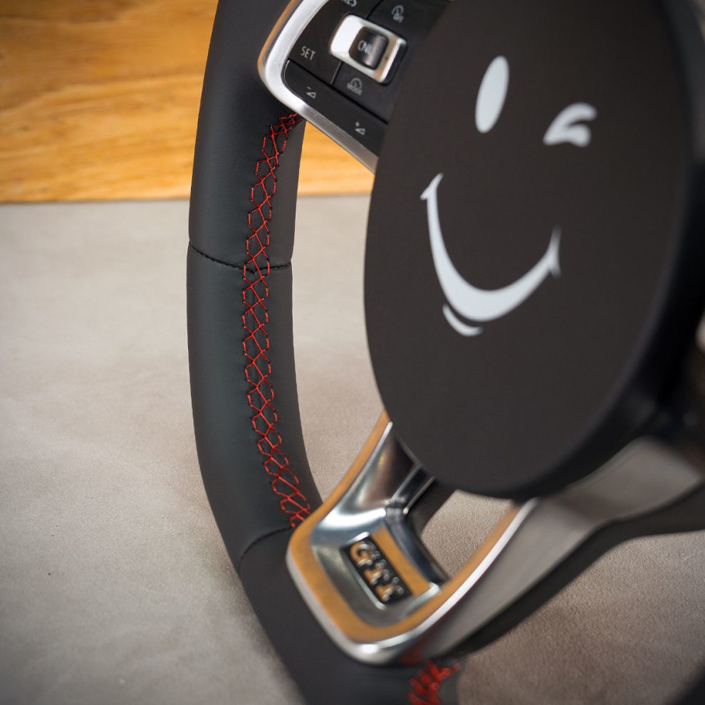 Volkswagen Golf GTI Custom steering wheel