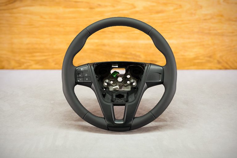 Volvo V40 Custom steering wheel