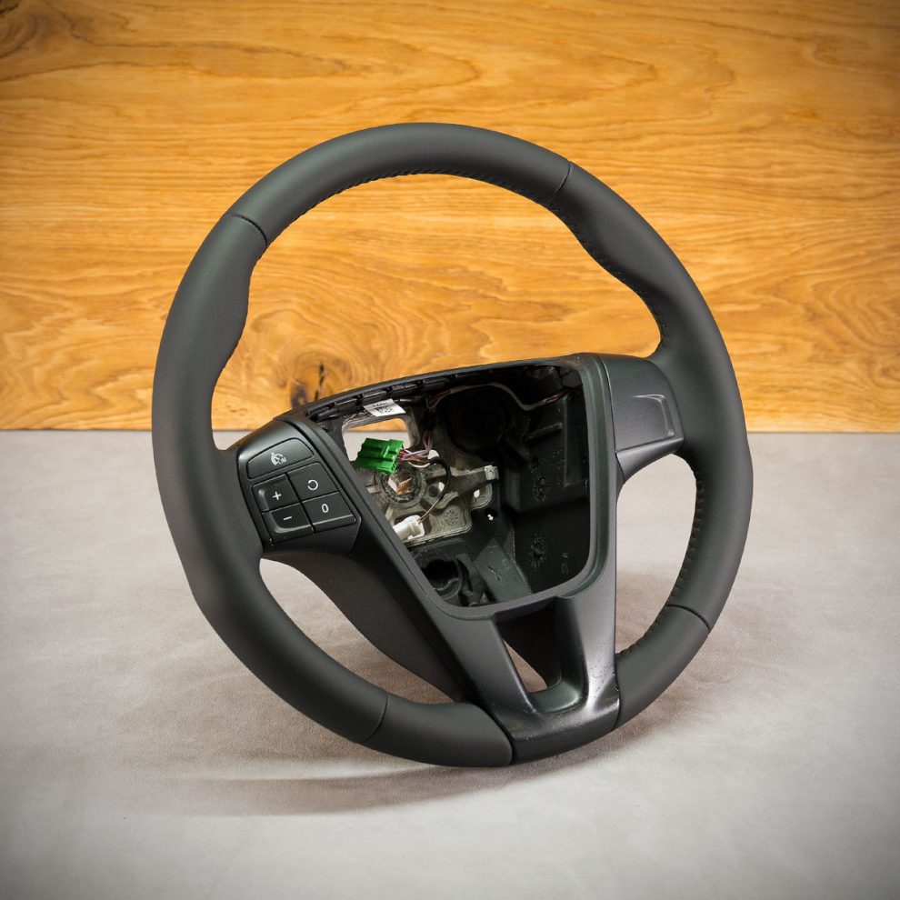 Volvo V40 Custom steering wheel