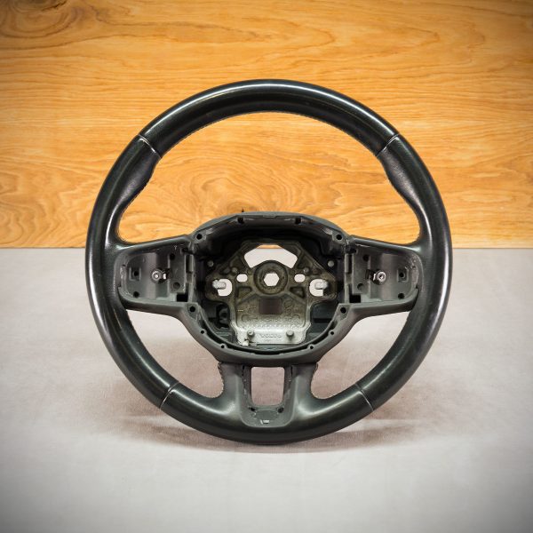 Volvo XC60 steering wheel before modification