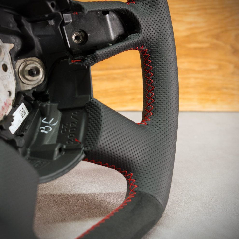 Audi A4 B8 Custom steering wheel