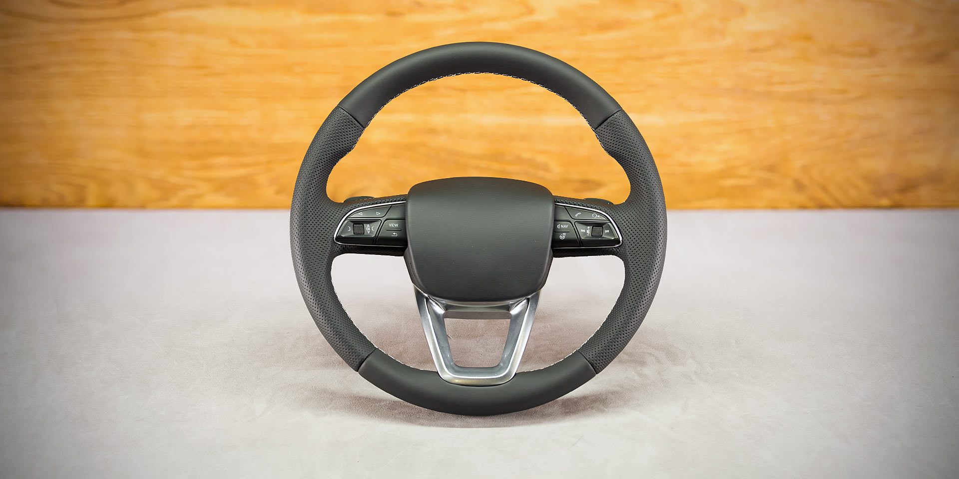 Audi Q7 Custom steering wheel