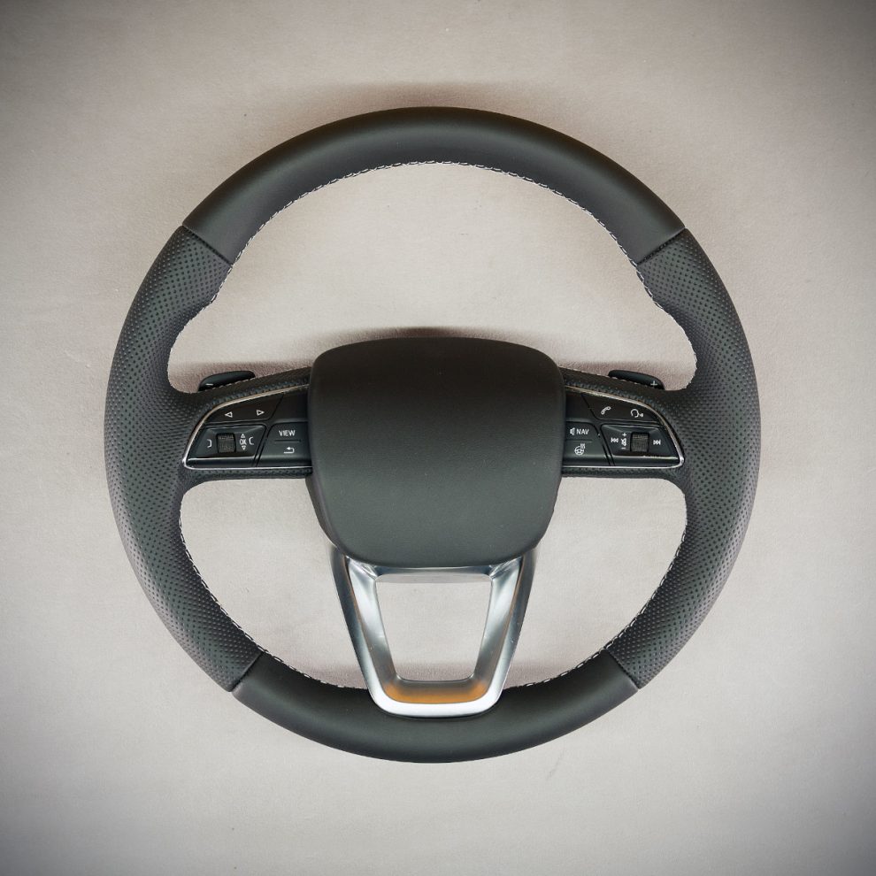 Audi Q7 Custom steering wheel