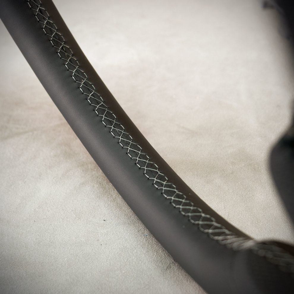 Lexus GS Custom steering wheel