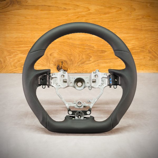 Lexus GS steering wheel after modification