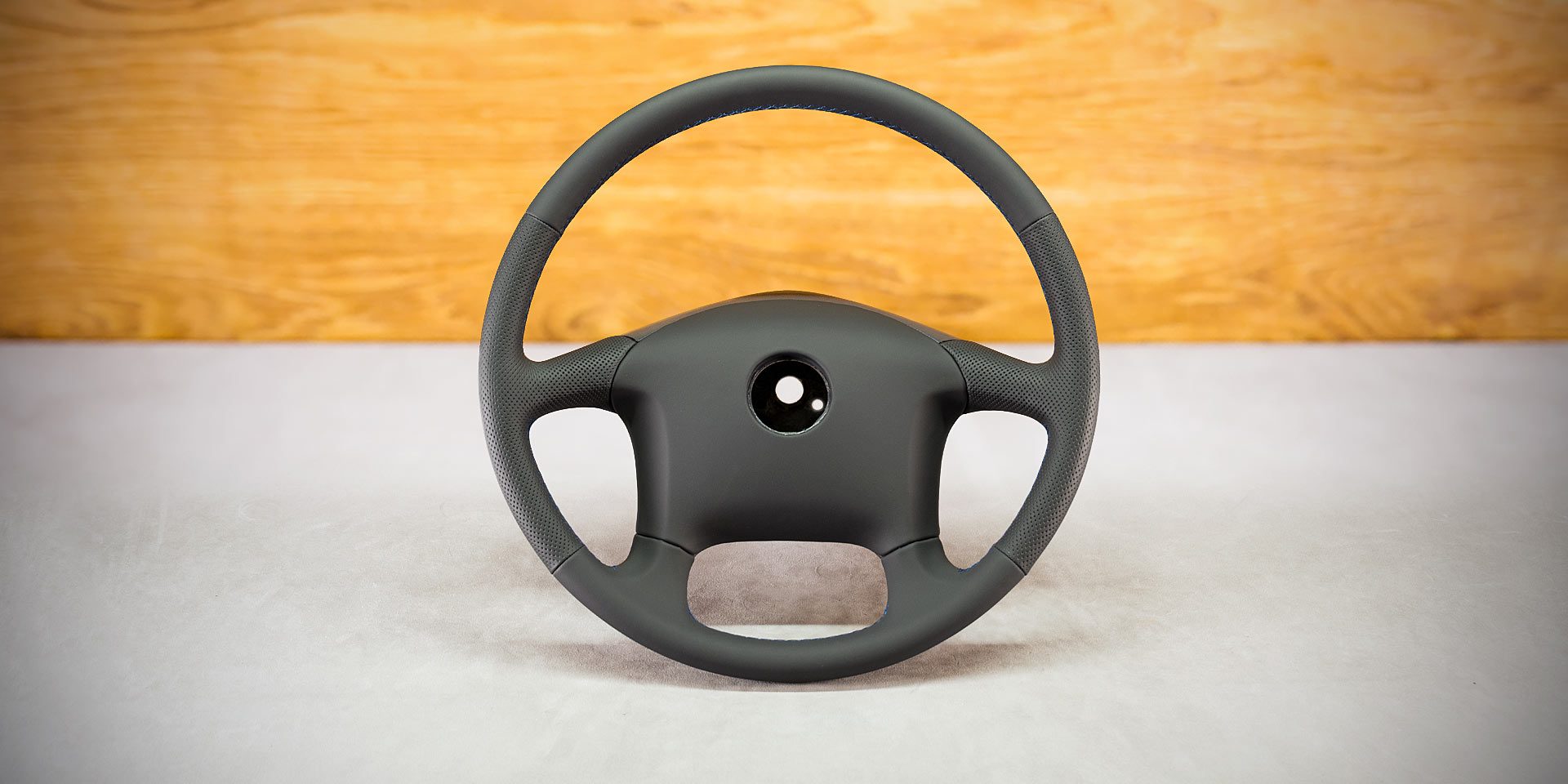 Mercedes-Benz Atego Custom steering wheel