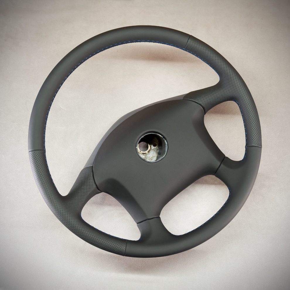 Mercedes-Benz Atego Custom steering wheel