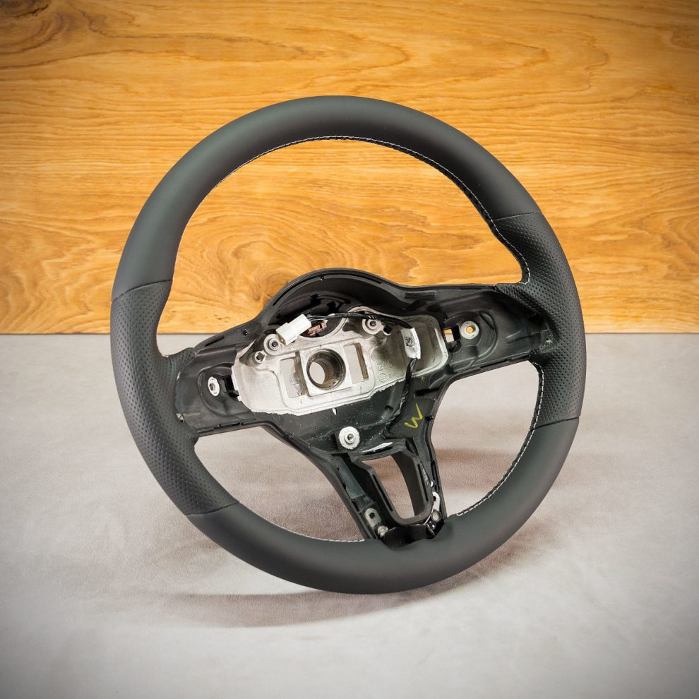 Mercedes-Benz GLE W167 Custom steering wheel