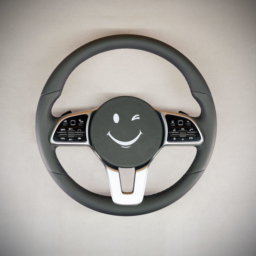 Mercedes-Benz Sprinter Custom steering wheel
