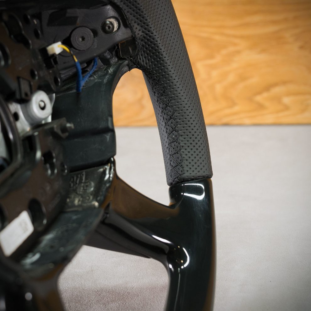 Mercedes-Benz W221 Custom steering wheel