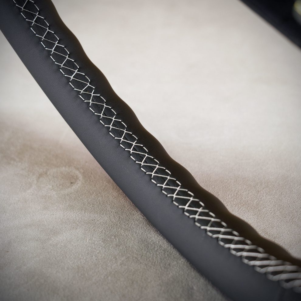 Nissan Primastar Custom steering wheel