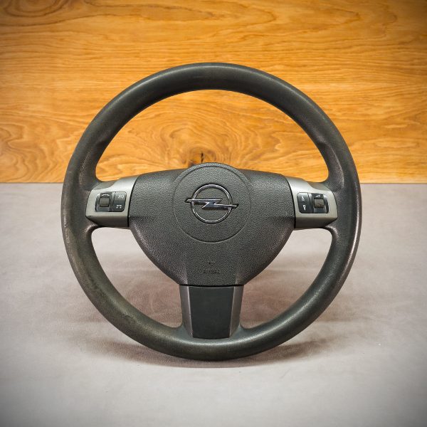 Opel Signum steering wheel before modification