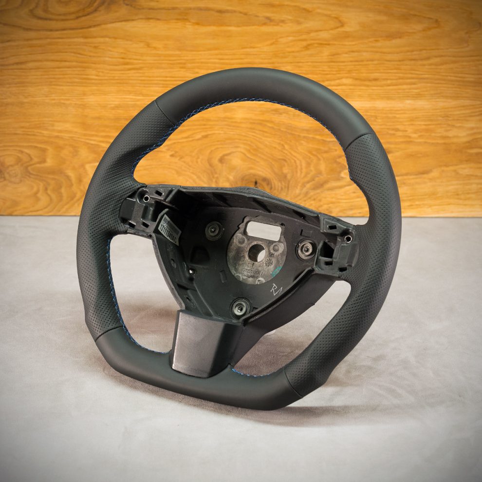 Opel Signum Custom steering wheel