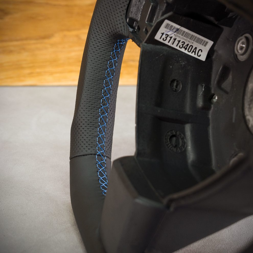 Opel Signum Custom steering wheel