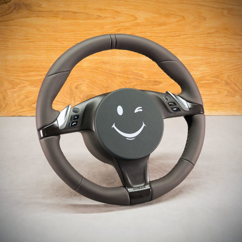 Porsche Cayenne GTS Custom steering wheel