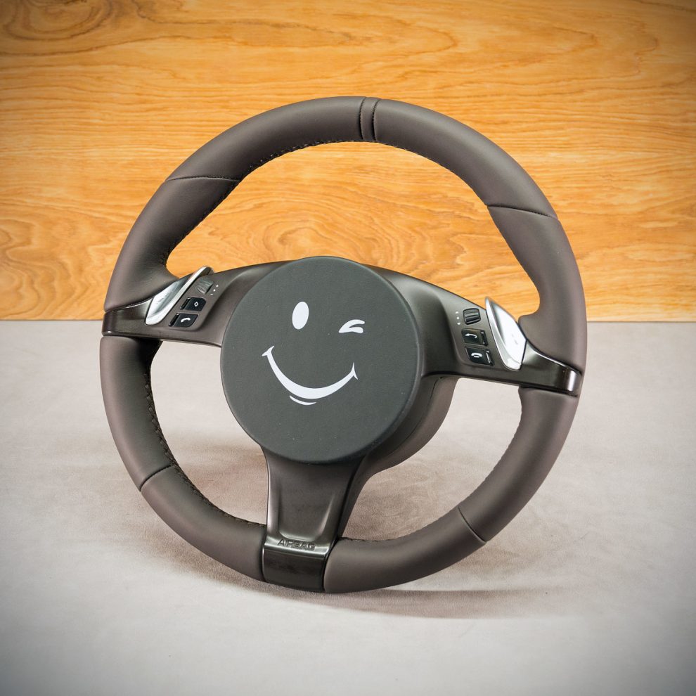 Porsche Cayenne GTS Custom steering wheel