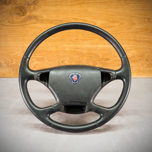 Scania R steering wheel before modification