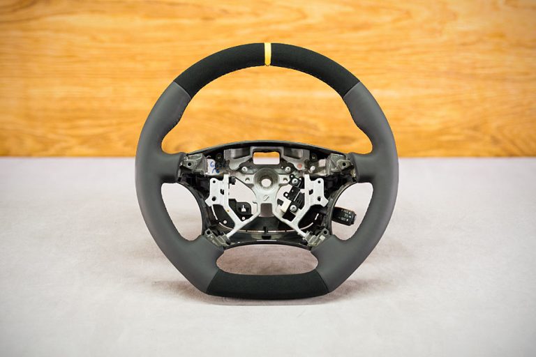 Toyota Land Cruiser Custom steering wheel
