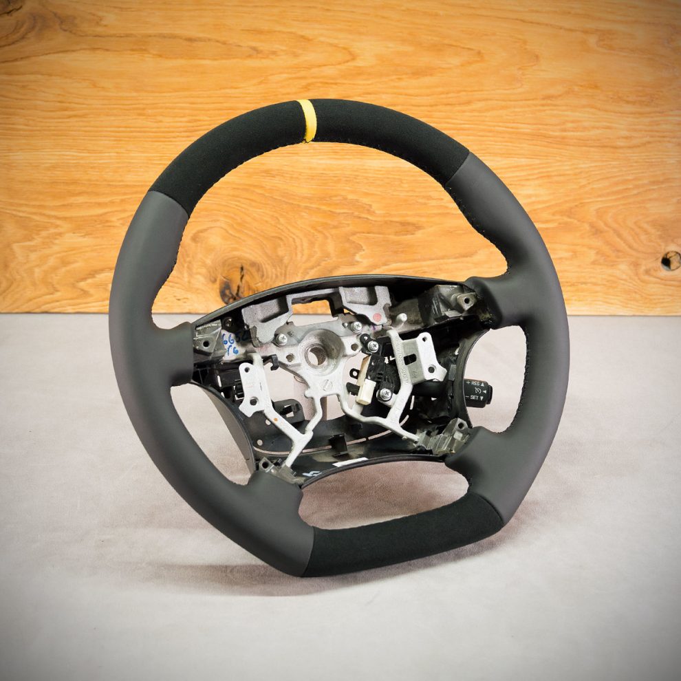 Toyota Land Cruiser Custom steering wheel