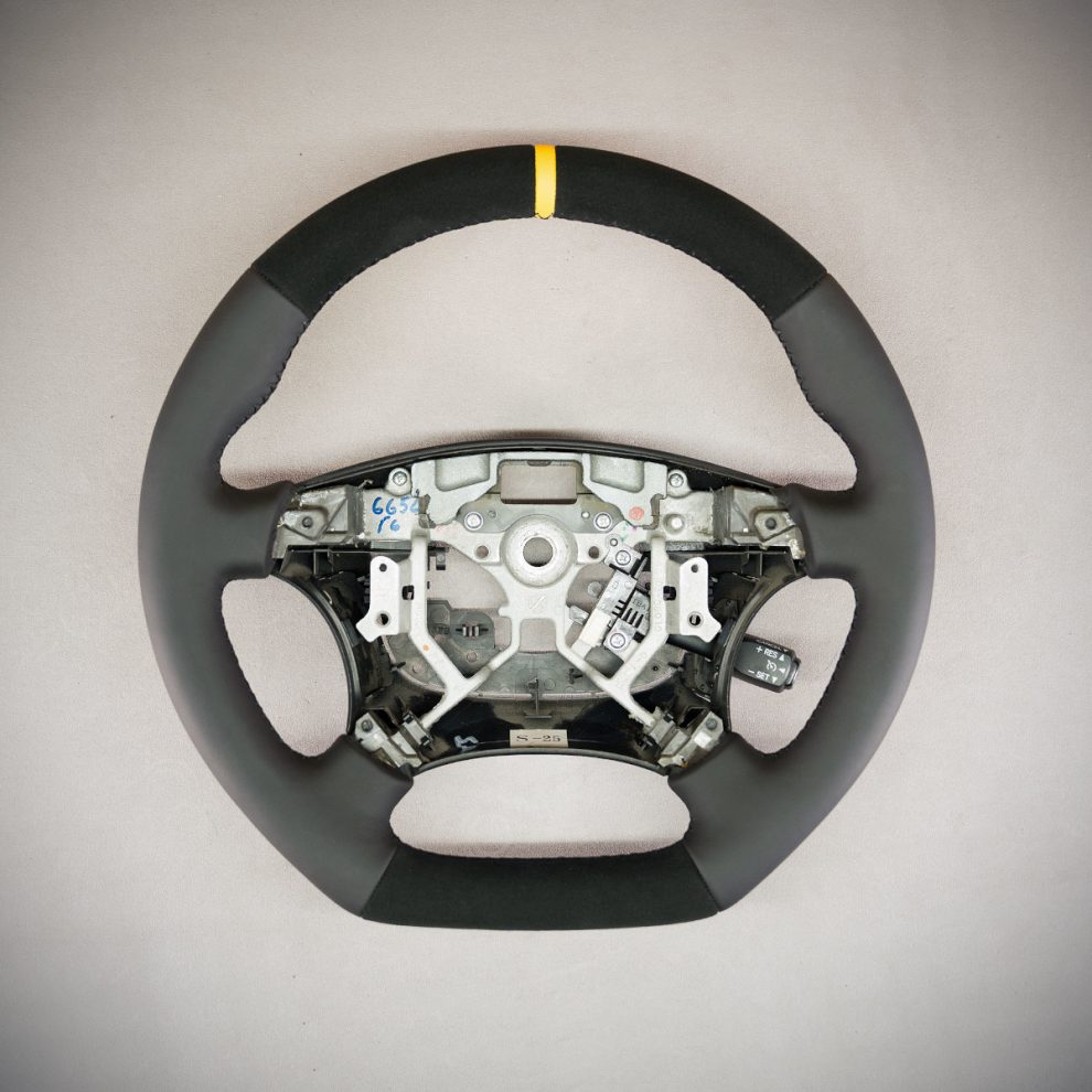 Toyota Land Cruiser Custom steering wheel