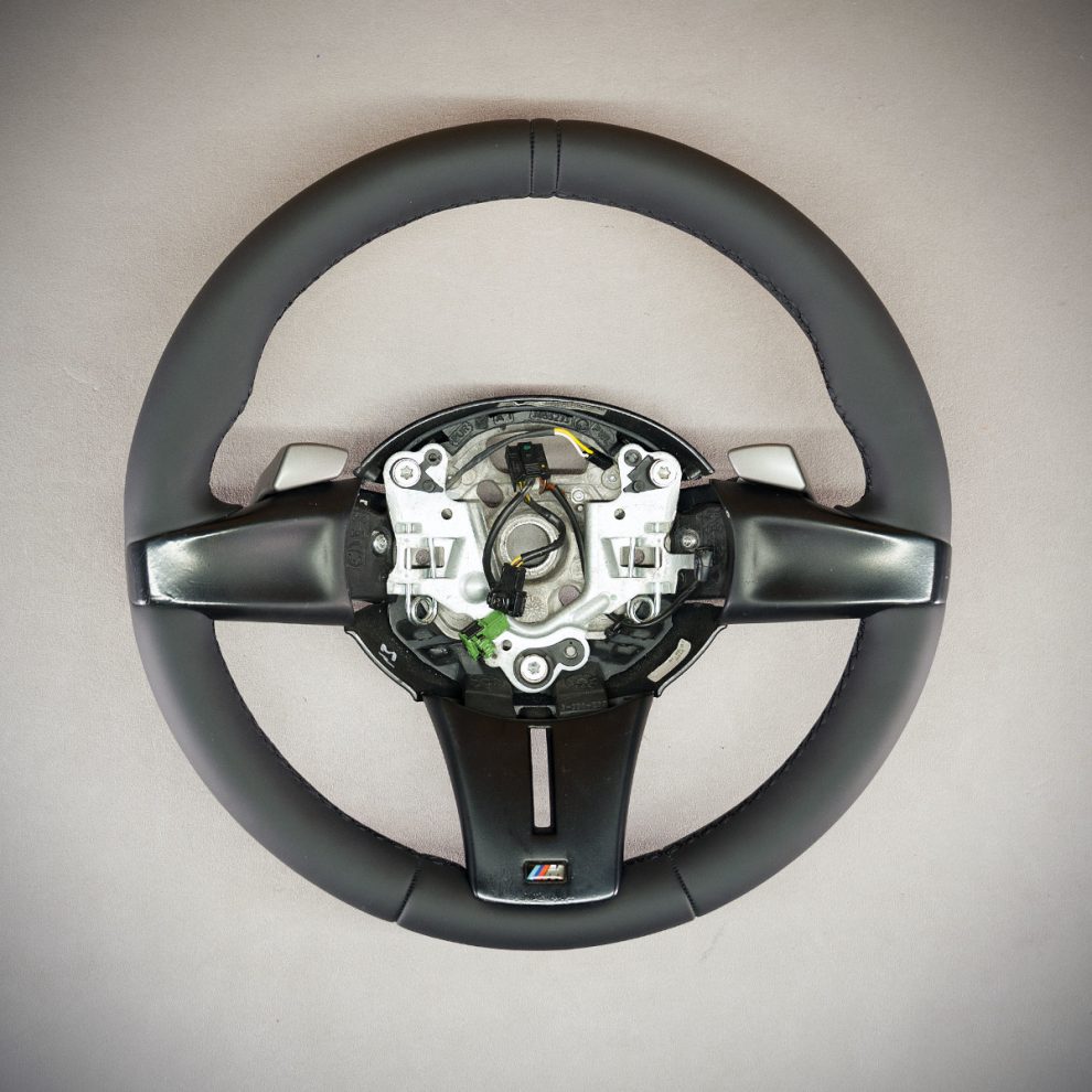 BMW Z4 E85 Custom Steering Wheel