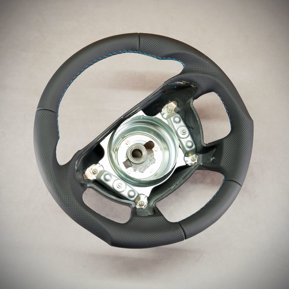 Mercedes-Benz R170 Custom steering wheel