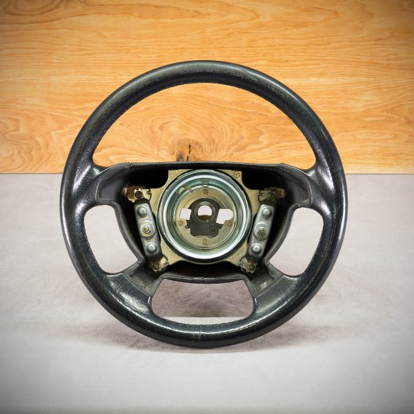 Mercedes-Benz R170 steering wheel before modification
