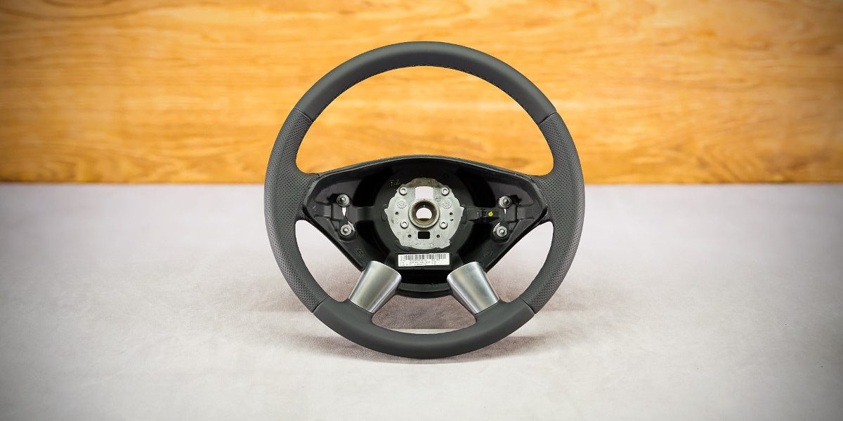 Mercedes-Benz Viano Custom steering wheel