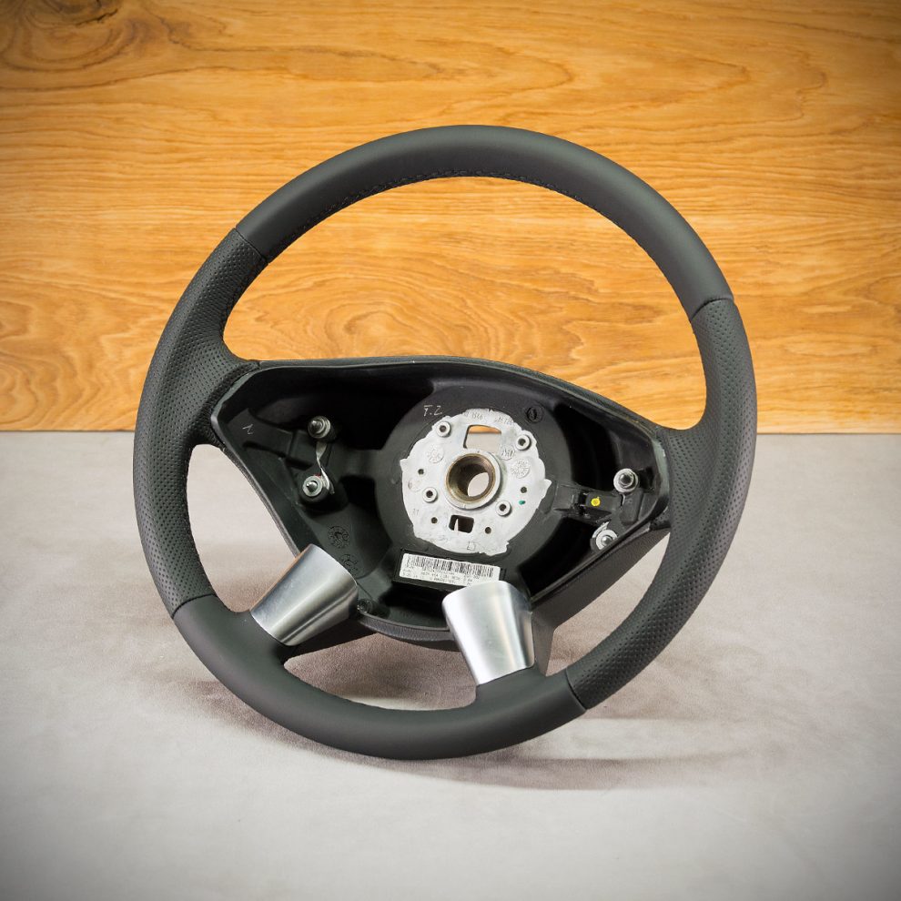 Mercedes-Benz Viano Custom steering wheel