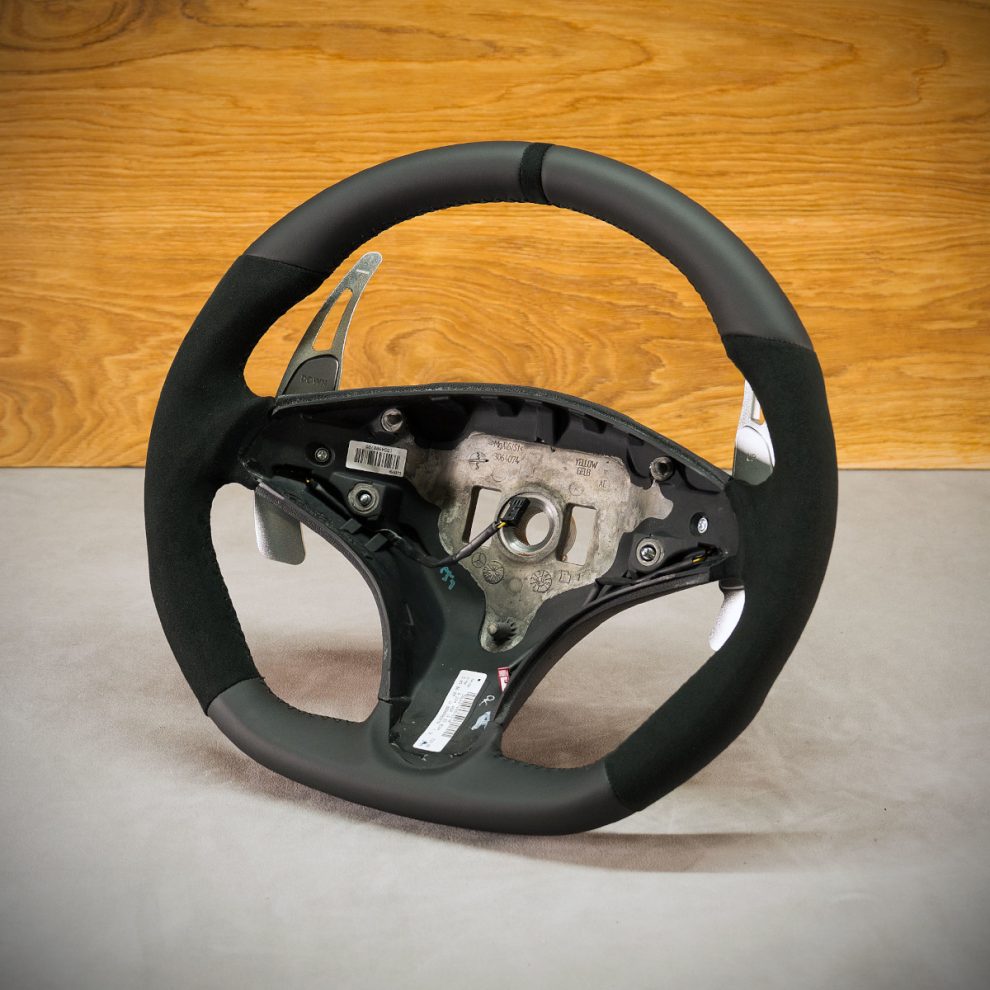Mercedes-Benz C63 AMG W204 Custom steering wheel