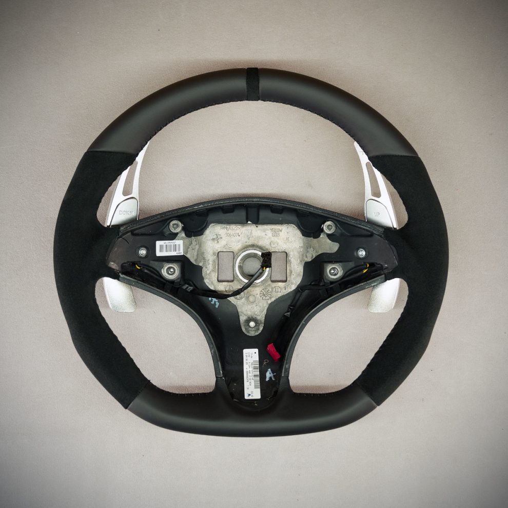 Mercedes-Benz C63 AMG W204 Custom steering wheel