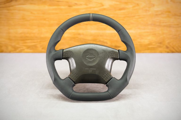 Nissan Patrol Custom steering wheel