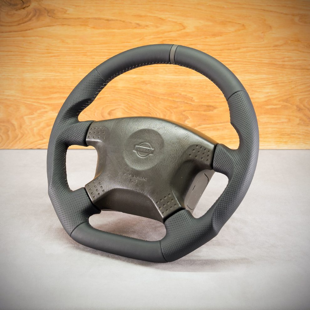 Nissan Patrol Custom steering wheel