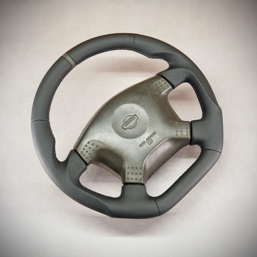 Nissan Patrol Custom steering wheel