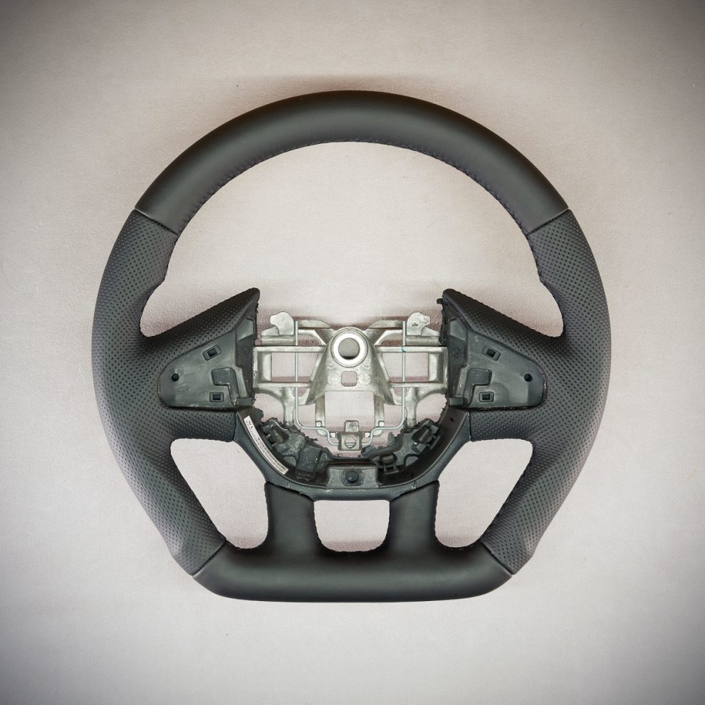 Renault Trafic Custom steering wheel