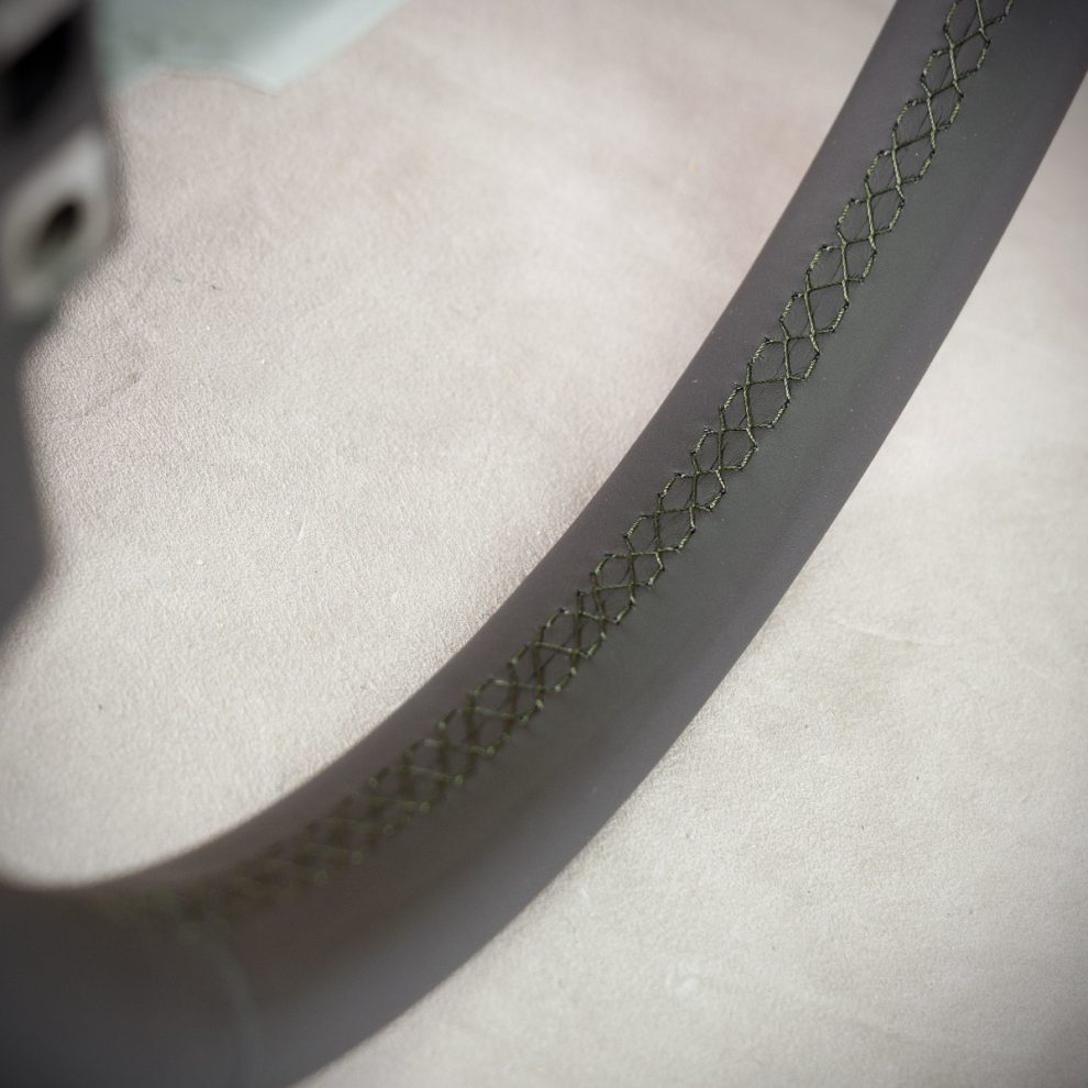 Suzuki Grand Vitara Custom steering wheel