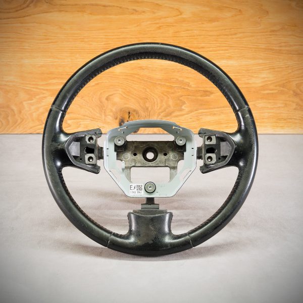 Suzuki Grand Vitara steering wheel before upholstery