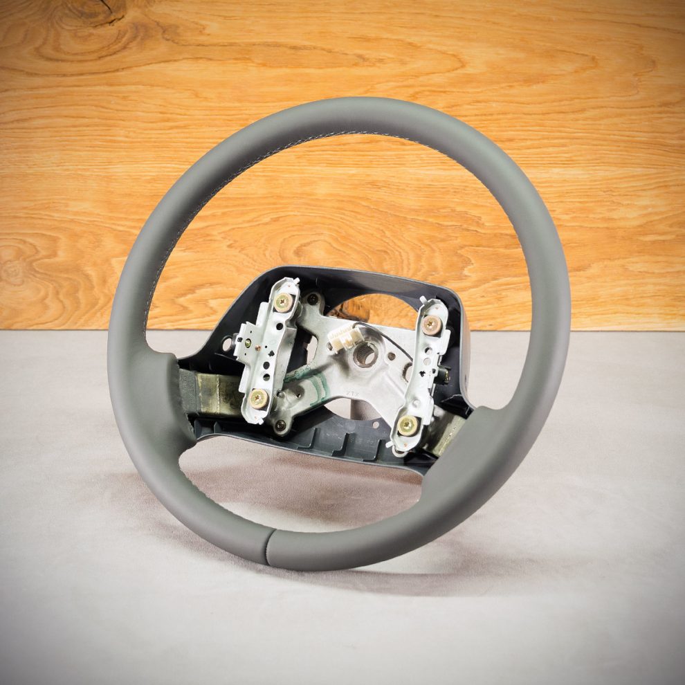 Toyota Hiace Custom steering wheel