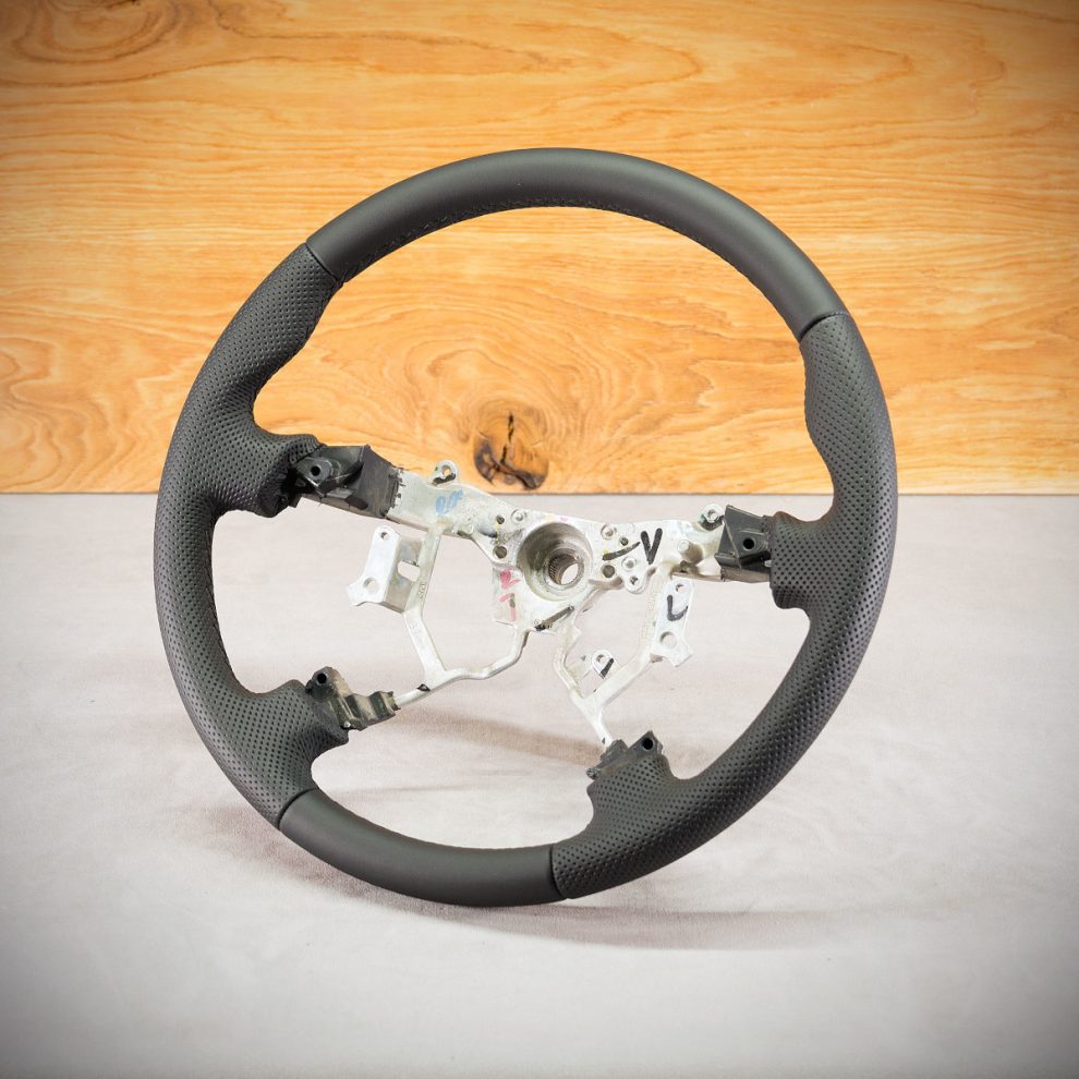 Toyota Hilux Custom steering wheel