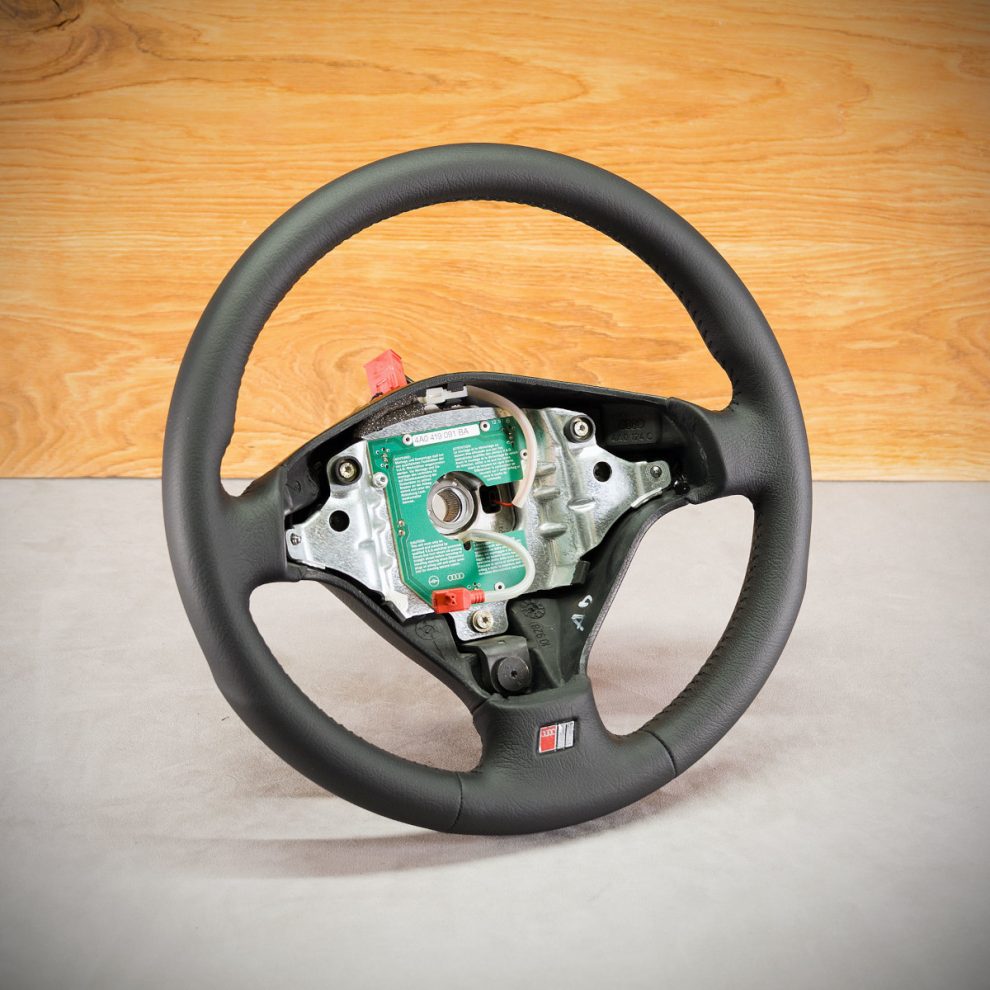 Audi 80 B4 Custom steering wheel