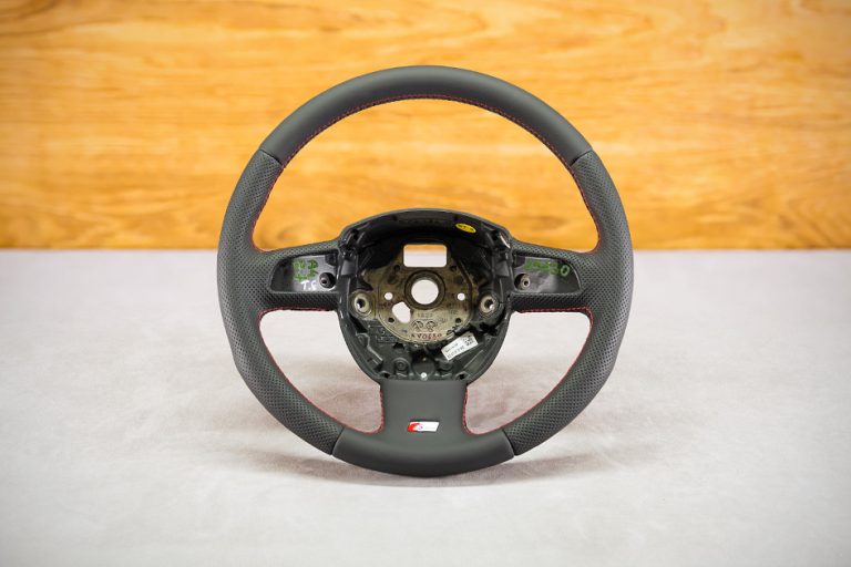 Audi A4 B7 Custom Steering Wheel