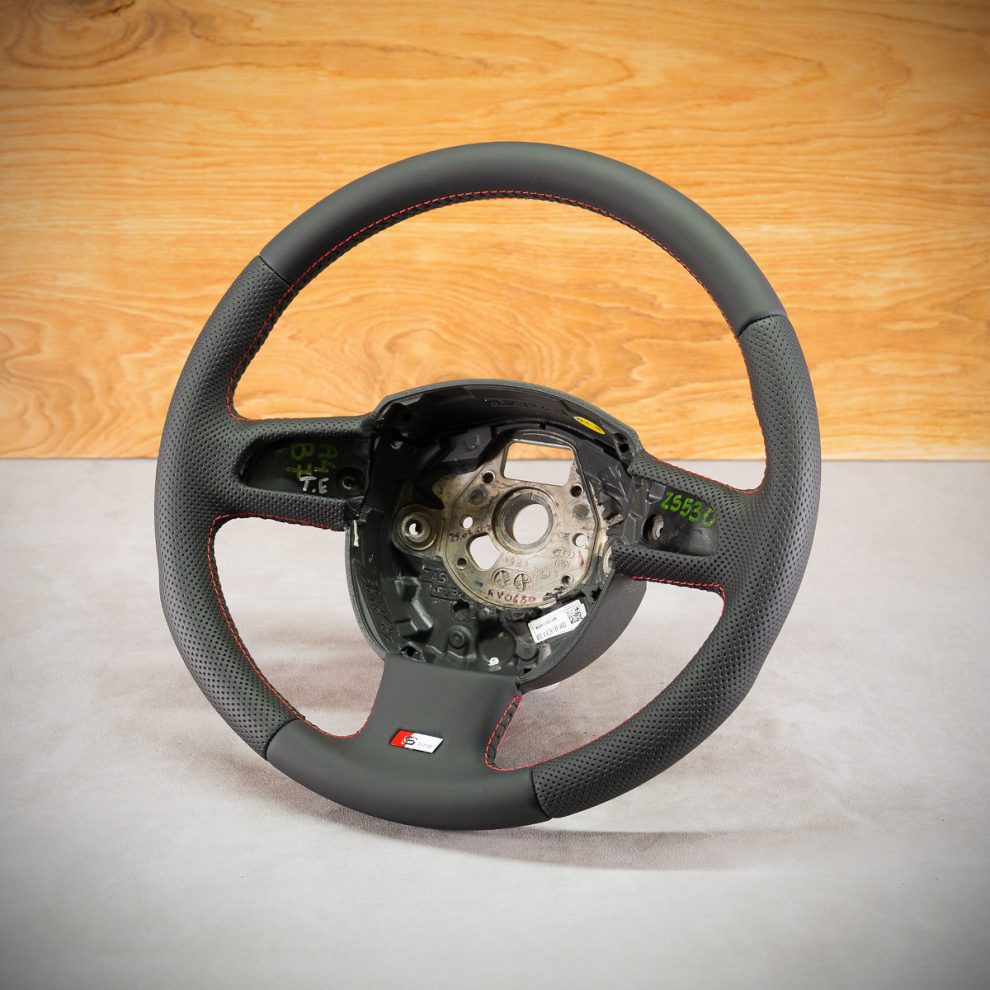 Audi A4 B7 Custom Steering Wheel