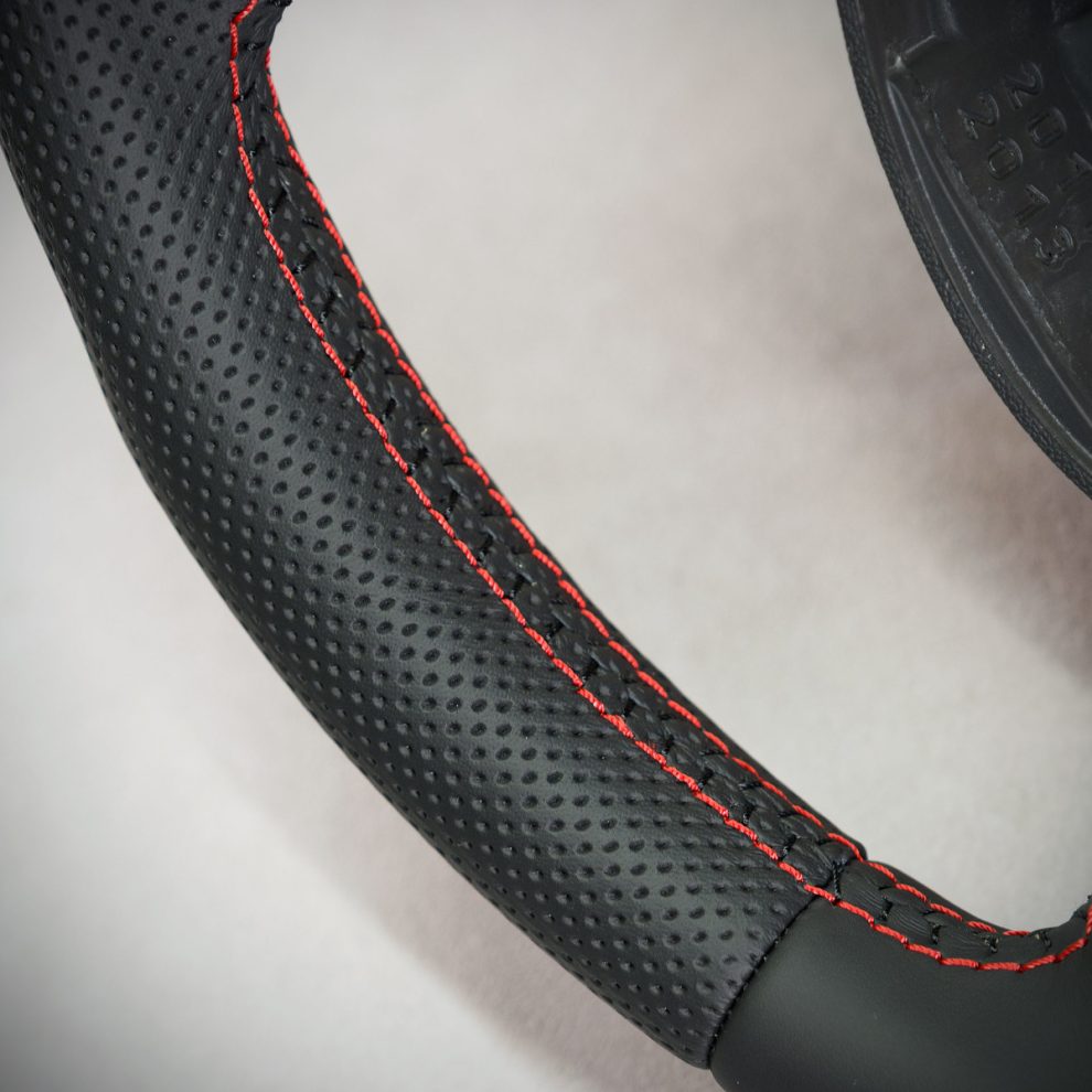 Audi A4 B7 Custom Steering Wheel