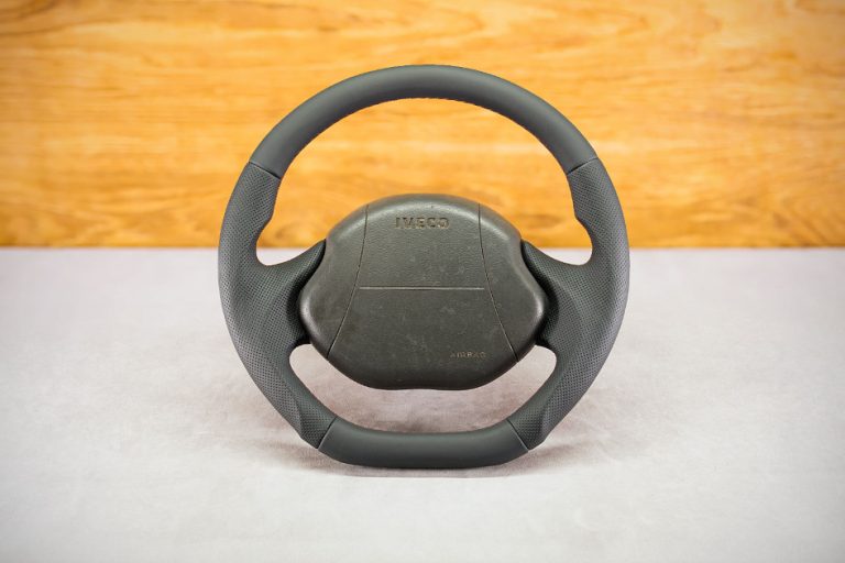 Iveco Daily Custom steering wheel
