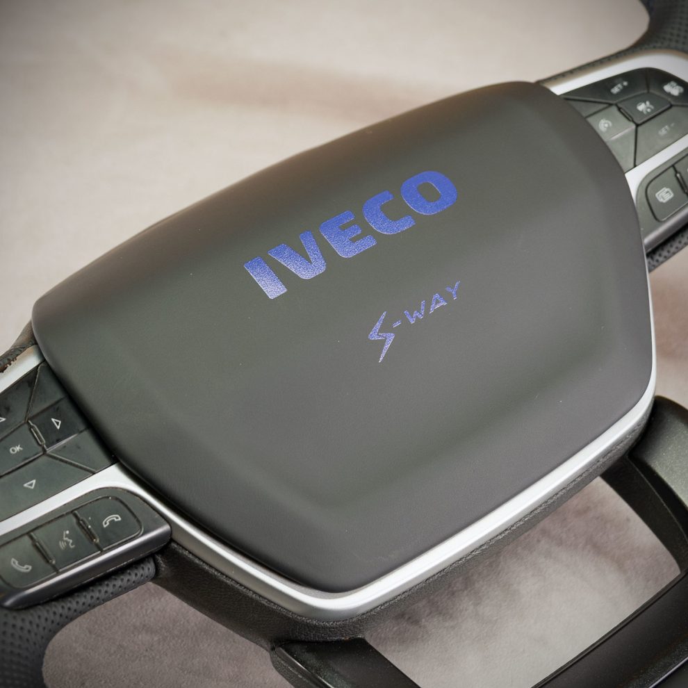 Iveco S-Way Custom steering wheel