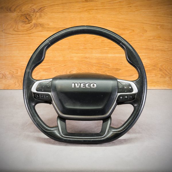 Iveco S-Way steering wheel before modification